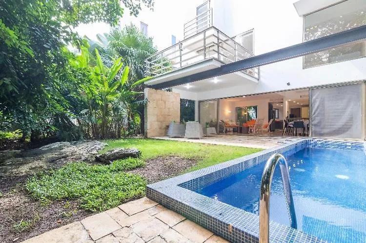פלאייה דל כרמן Villa Belmare מקסיקו